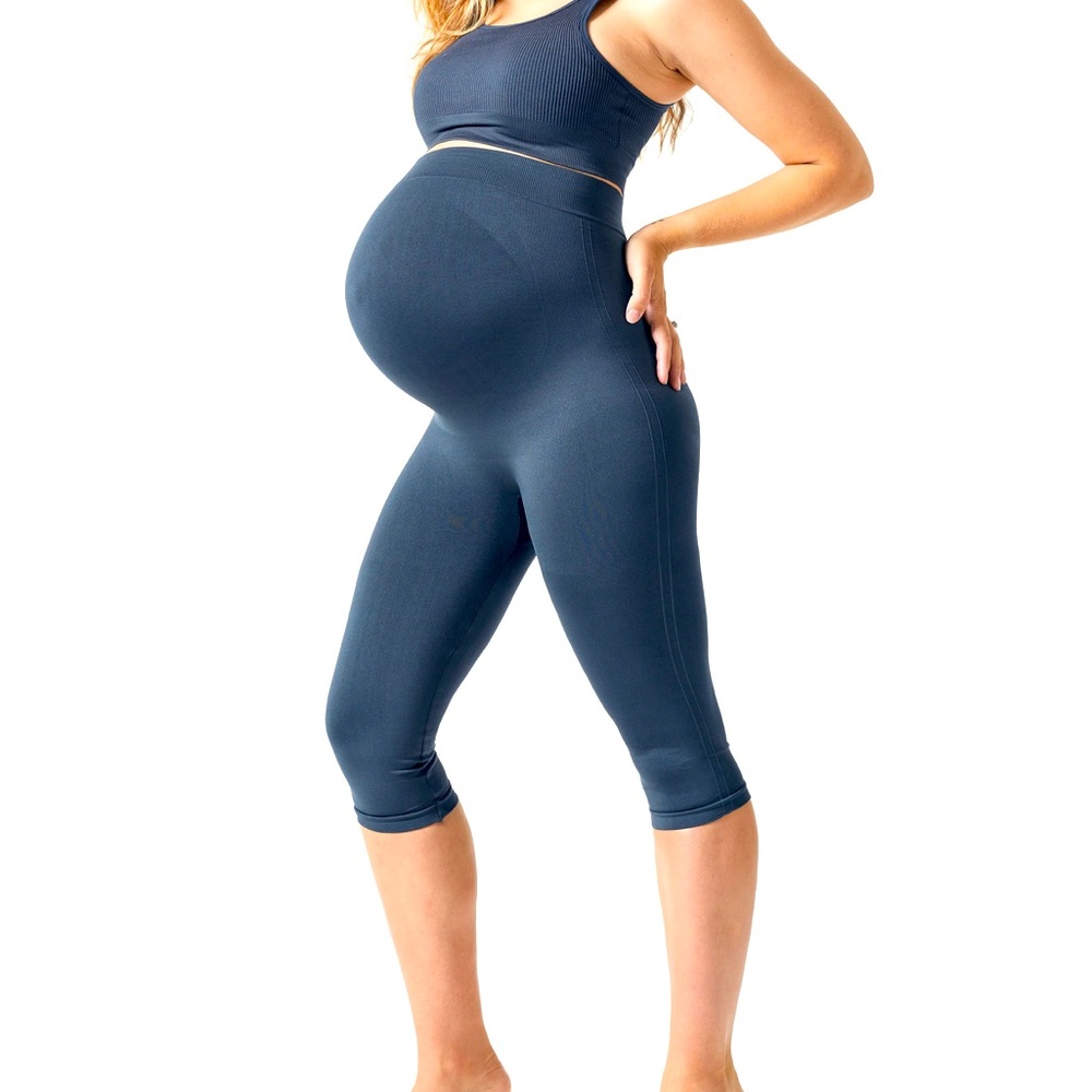 *SOLD* Blanqi Maternity Belly Support Crop Leggings
